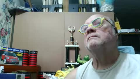 Fred. online show from 26, 11, 2025