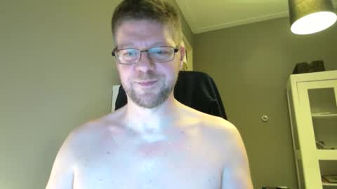 Snapshot of fattenmenow chatting on 18, 1, 2026 fattenmenow online show from 18, 1, 2026