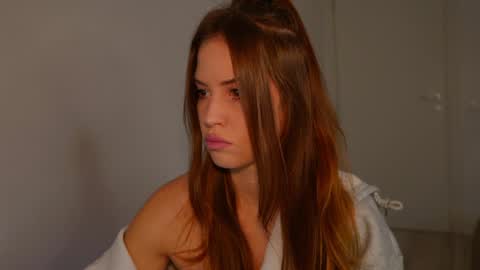 Snapshot of fazeyj chatting on 2, 12, 2024 FazeyJ online show from 2, 12, 2024