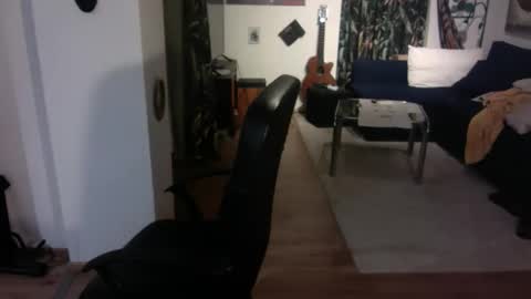 feetkissboy online show from 5, 12, 2025