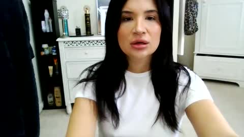 Snapshot of felicitytate5 chatting on 24, 11, 2025 felicitytate5 online show from 24, 11, 2025