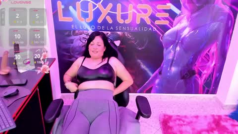 felina online show from 23, 1, 2025