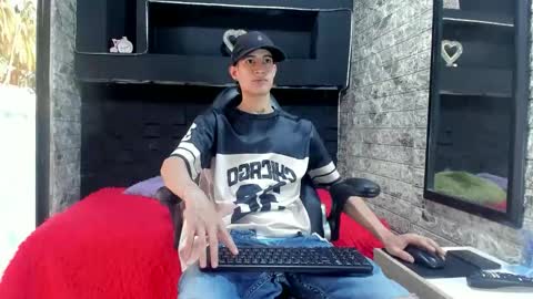 Snapshot of felipe_fiire chatting on 1, 5, 2026 felipe fiire online show from 1, 5, 2026