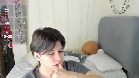 Snapshot of felix_leex chatting on 7, 3, 2026 Felix leex online show from 7, 3, 2026