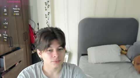 Snapshot of felix_leex chatting on 14, 4, 2026 Felix leex online show from 14, 4, 2026