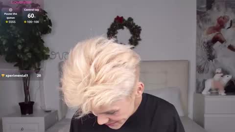 Snapshot of felix_rey chatting on 19, 12, 2025 Felix online show from 19, 12, 2025