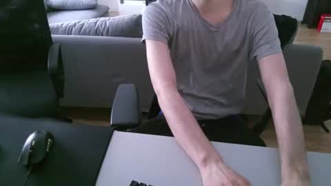 Snapshot of felixsagg chatting on 14, 6, 2026 felixsagg online show from 14, 6, 2026