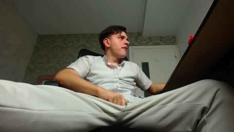 Snapshot of felixstark chatting on 26, 10, 2025 FelixStark online show from 26, 10, 2025