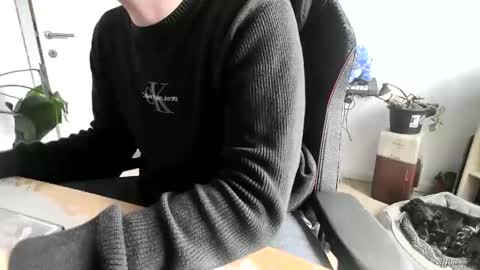 Snapshot of fem_alice_louis_dom chatting on 24, 3, 2026 fem_alice_louis_dom online show from 24, 3, 2026