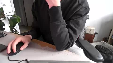 Snapshot of fem_alice_louis_dom chatting on 2, 4, 2026 fem_alice_louis_dom online show from 2, 4, 2026