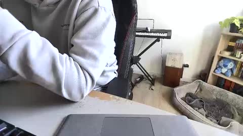 Snapshot of fem_alice_louis_dom chatting on 8, 4, 2026 fem_alice_louis_dom online show from 8, 4, 2026