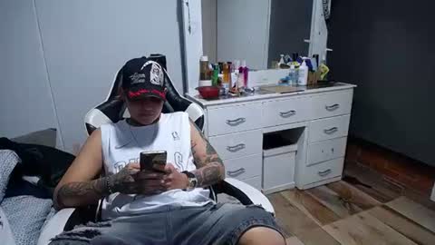Snapshot of femboy666sixx_ chatting on 29, 3, 2026 GABY666 online show from 29, 3, 2026
