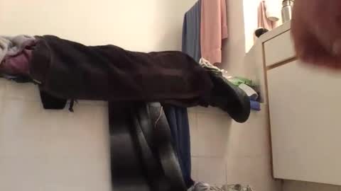 Snapshot of femdomisgood chatting on 12, 3, 2026 Femdomisgood online show from 12, 3, 2026