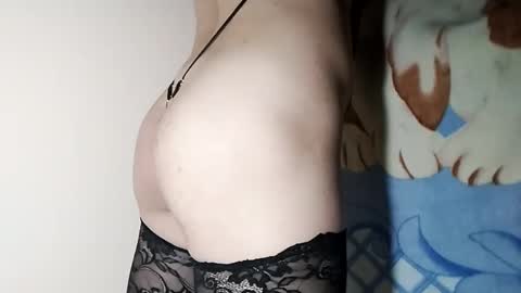 Snapshot of femlind chatting on 10, 10, 2025 femlind online show from 10, 10, 2025