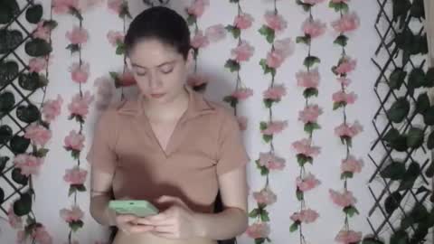 Snapshot of fenix_stone chatting on 8, 10, 2025 Cristina online show from 8, 10, 2025