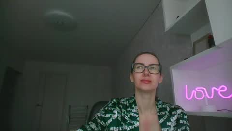 feraliss online show from 13, 4, 2026