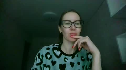 Snapshot of feraliss chatting on 26, 5, 2026 feraliss online show from 26, 5, 2026