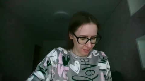 Snapshot of feraliss chatting on 27, 5, 2026 feraliss online show from 27, 5, 2026