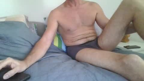 Snapshot of fergi1999 chatting on 8, 10, 2025 fergi1999 online show from 8, 10, 2025