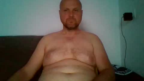 Snapshot of ferkooo111 chatting on 25, 4, 2026 Dorotheo online show from 25, 4, 2026