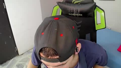 Snapshot of fernan_flow chatting on 29, 11, 2025 FERNANDO online show from 29, 11, 2025