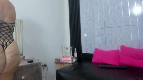 Fernandaclar online show from 9, 10, 2025