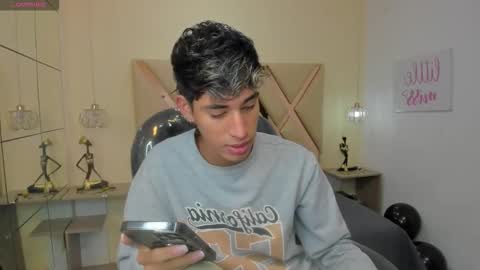 FER PHOENIX online show from 22, 10, 2025