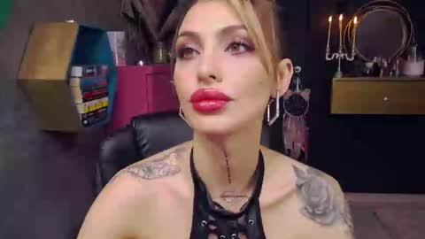 Snapshot of fetishsarah chatting on 6, 1, 2025 Sarah online show from 6, 1, 2025