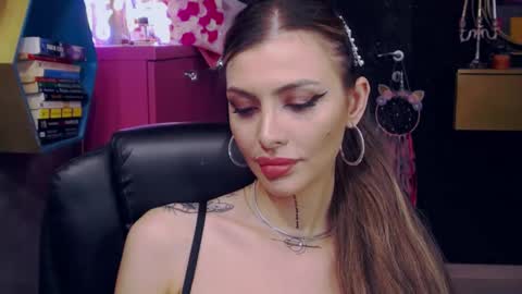 Snapshot of fetishsarah chatting on 3, 3, 2025 Sarah online show from 3, 3, 2025