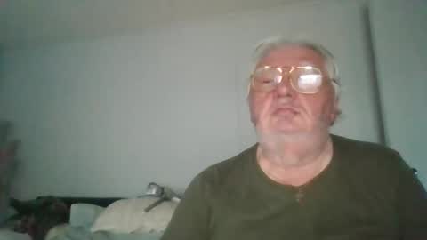 fewxtrapounds985 online show from 13, 9, 2025