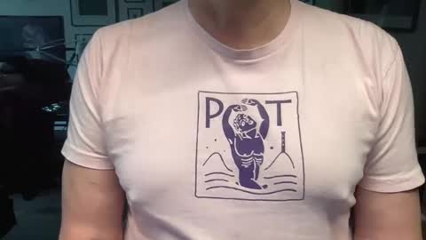 Snapshot of ffhungryhole3 chatting on 6, 3, 2025 ffhungryhole3 sub cock ass nipples cockring online show from 6, 3, 2025