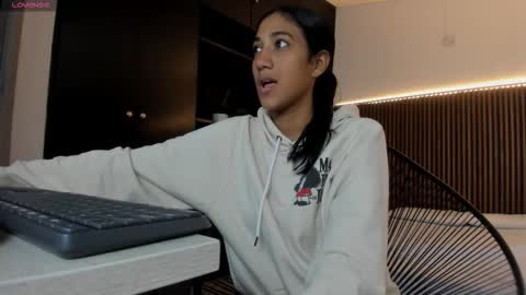 Snapshot of ffreyja_ chatting on 13, 10, 2025 Freyja online show from 13, 10, 2025