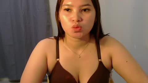 Snapshot of fhwilloughbyxx chatting on 13, 7, 2026 fhwilloughbyxx online show from 13, 7, 2026
