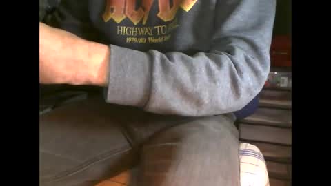 fifi010203 online show from 9, 12, 2024