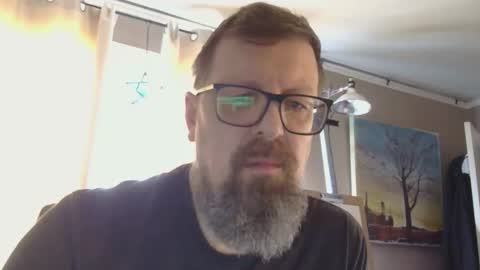 Snapshot of figuredraw chatting on 6, 4, 2026 figuredraw online show from 6, 4, 2026