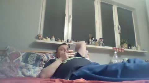 Snapshot of filipek757 chatting on 14, 2, 2026 filipek757 online show from 14, 2, 2026