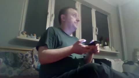 Snapshot of filipek757 chatting on 1, 3, 2026 filipek757 online show from 1, 3, 2026