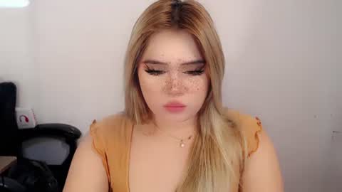 Snapshot of filipina_slutty69xxx chatting on 19, 9, 2025 Angela DONT FORGET TO FOLLOW AND GIVE ME APPRECIATION online show from 19, 9, 2025