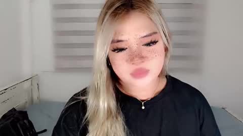 Snapshot of filipina_slutty69xxx chatting on 9, 1, 2026 Angela DONT FORGET TO FOLLOW AND GIVE ME APPRECIATION online show from 9, 1, 2026