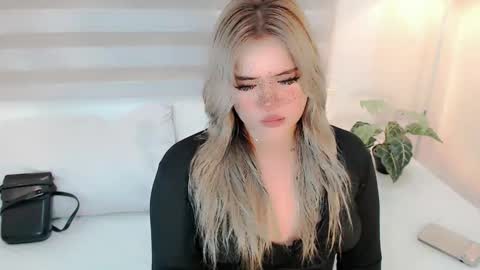 Snapshot of filipina_slutty69xxx chatting on 17, 3, 2026 Angela DONT FORGET TO FOLLOW AND GIVE ME APPRECIATION online show from 17, 3, 2026