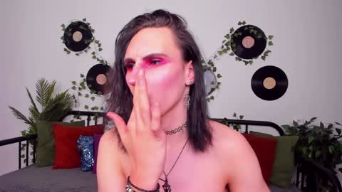 Honey Ill be waiting for you Tue Wed Thu Fri Sat Sun 10am-5pm online show from 19, 1, 2025