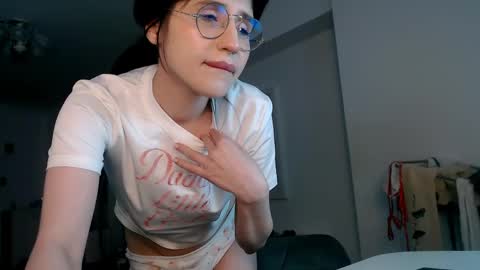 Snapshot of filliana chatting on 15, 4, 2026 filliana online show from 15, 4, 2026