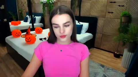 Snapshot of finalaccord chatting on 5, 11, 2025 Amanda online show from 5, 11, 2025