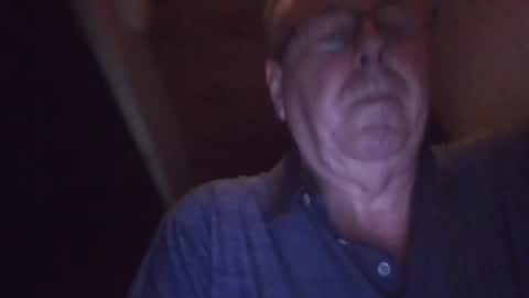 Snapshot of finderfiner chatting on 24, 4, 2026 finderfiner online show from 24, 4, 2026