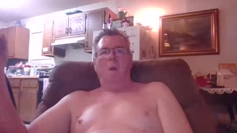 Snapshot of finderfiner chatting on 27, 4, 2026 finderfiner online show from 27, 4, 2026