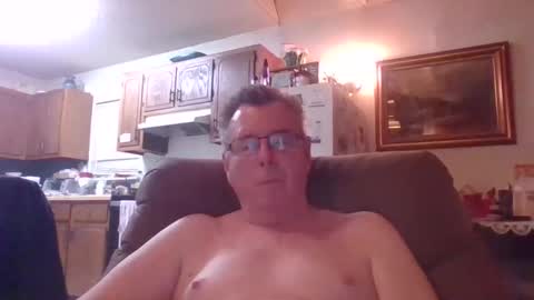 Snapshot of finderfiner chatting on 29, 4, 2026 finderfiner online show from 29, 4, 2026