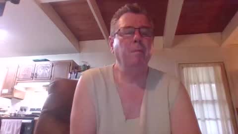Snapshot of finderfiner chatting on 1, 5, 2026 finderfiner online show from 1, 5, 2026