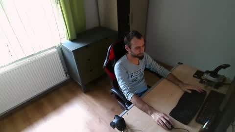 Snapshot of findo1991 chatting on 30, 12, 2024 Jane and Findo online show from 30, 12, 2024