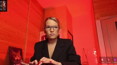 Lady online show from 7, 4, 2026