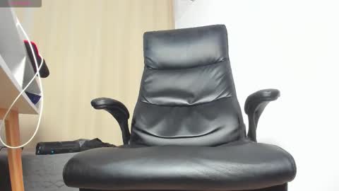 FindomGuyXXX online show from 2, 10, 2025